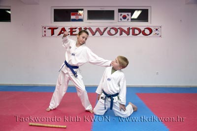taekwondo kwon samoobrana12